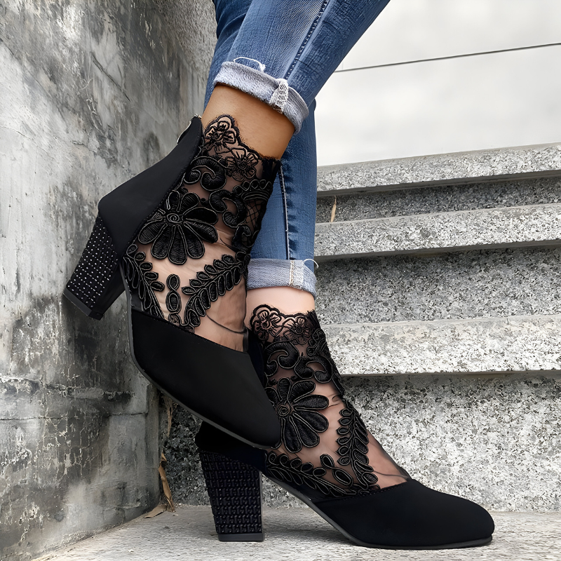 Lynora | Orthopedic Heels